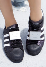 Load image into Gallery viewer, M’ Sorry X_X Sneaker Plaque