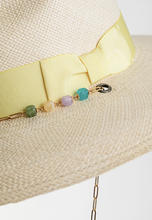 Cargar imagen en el visor de la galería, MPXA MUNICH - YELLOW STRAW HAT with gold chain